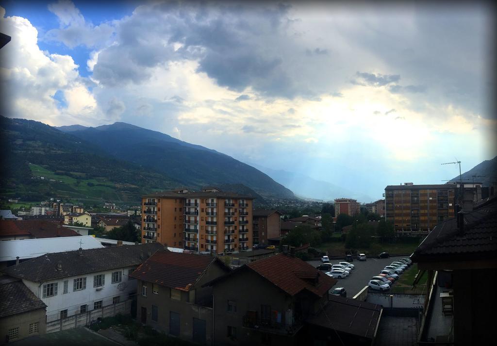 Arc En Ciel Apartamento Aosta Exterior foto