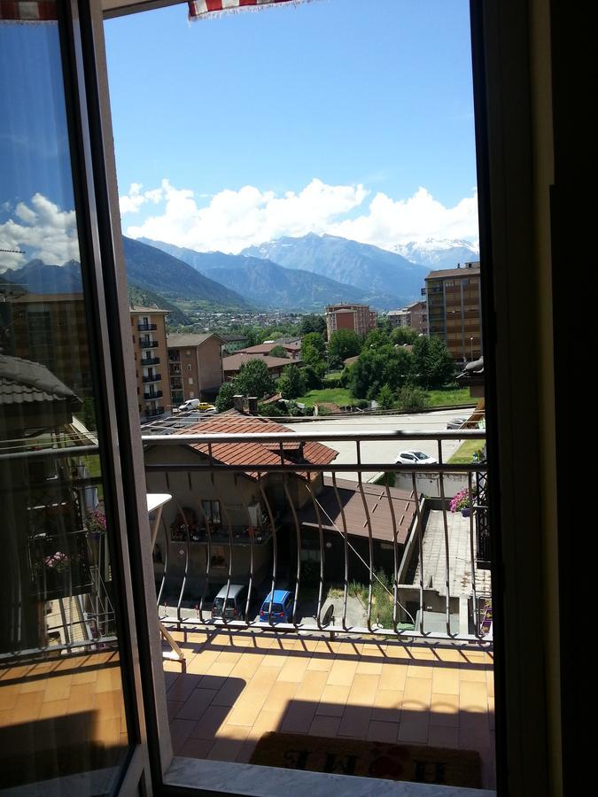 Arc En Ciel Apartamento Aosta Exterior foto